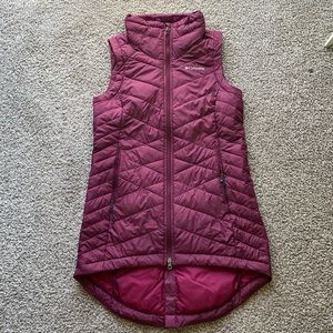 Medium Columbia puffer omni heat long vest.